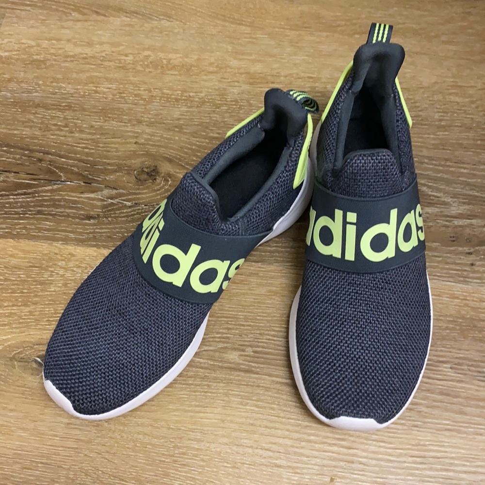 Adidas Sneakers 3.5